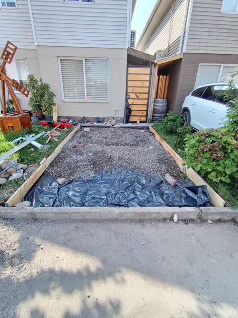Preparación y nivelación del terreno en proceso